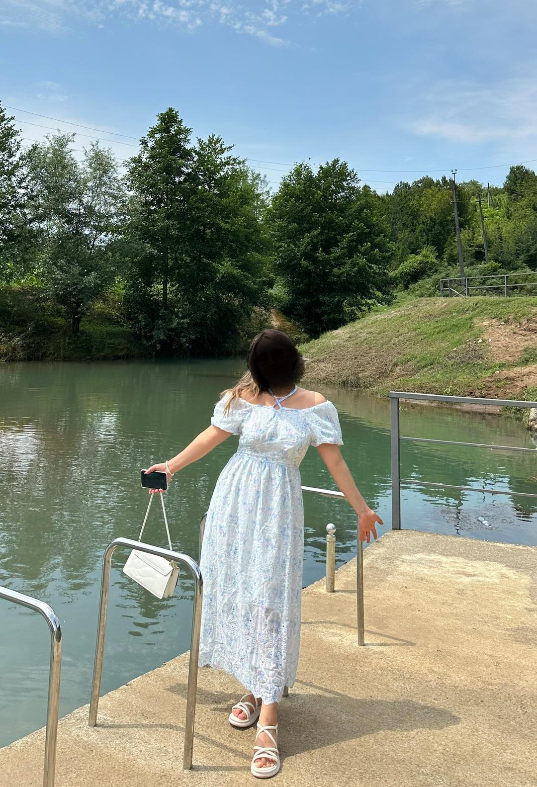 Нет бренда Летнее платье с открытыми плечами и цветочным принтом — фото 2