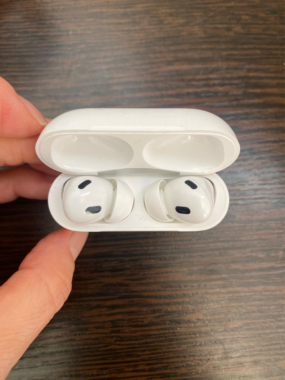 Apple Наушники Apple AirPods Pro — фото 2