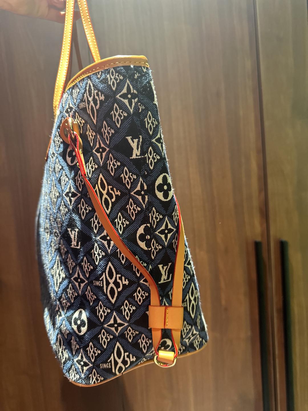 Louis Vuitton LV сумка тоут M размер — фото 2
