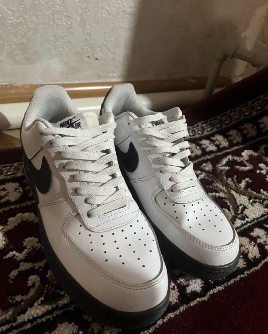 Nike Кроссовки Nike 43 размер — фото 2