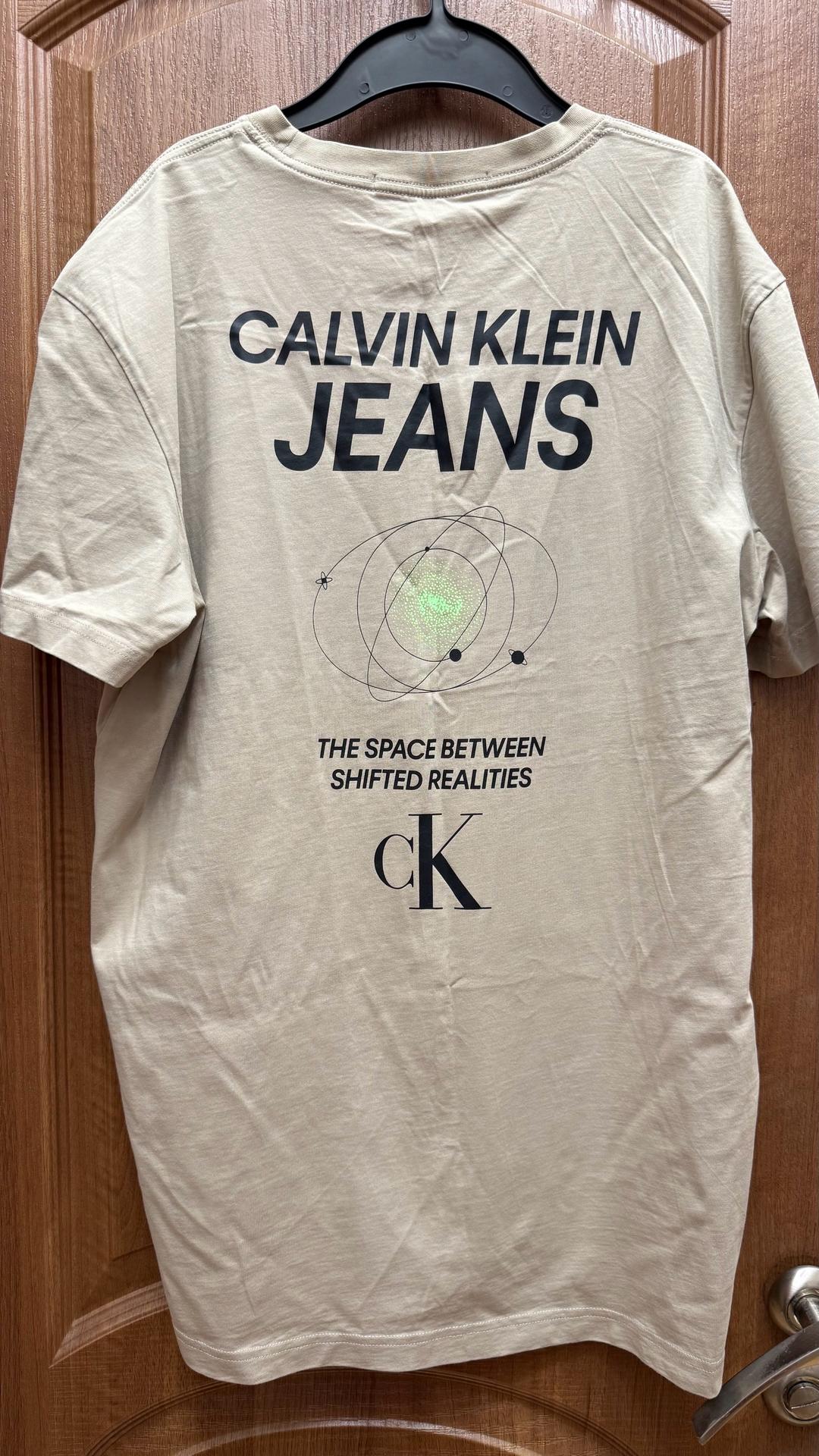 Calvin Klein Новая футболка Calvin Klein — фото 2