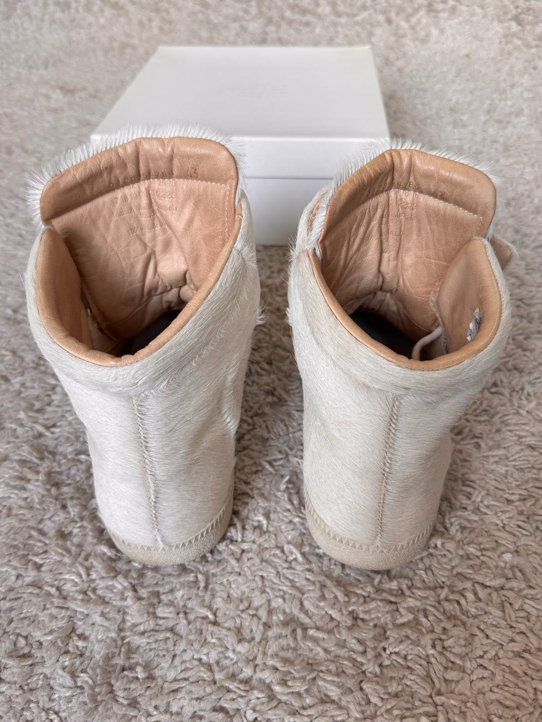 Maison Martin Margiela Maison Margiela “Yeezus tour” Pony Hair High Future sneakers — фото 2