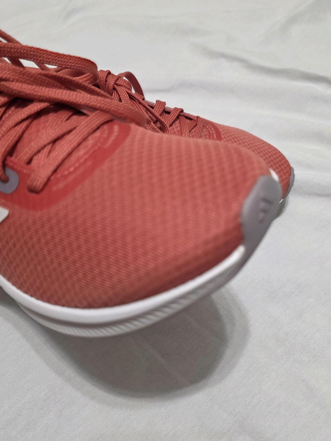 Adidas Супер кроссовки от ADIDAS — фото 2