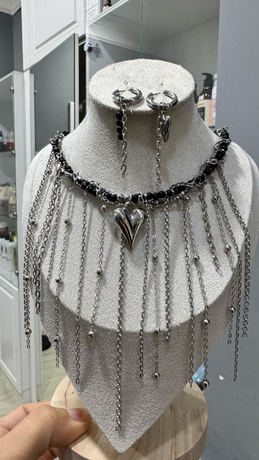 Handmade (ручная работа) Многослойное колье с подвеской в форме сердца и серьги — фото 2