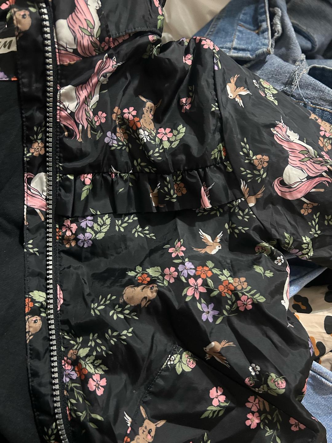 H&M Куртка H&M с принтом — фото 2