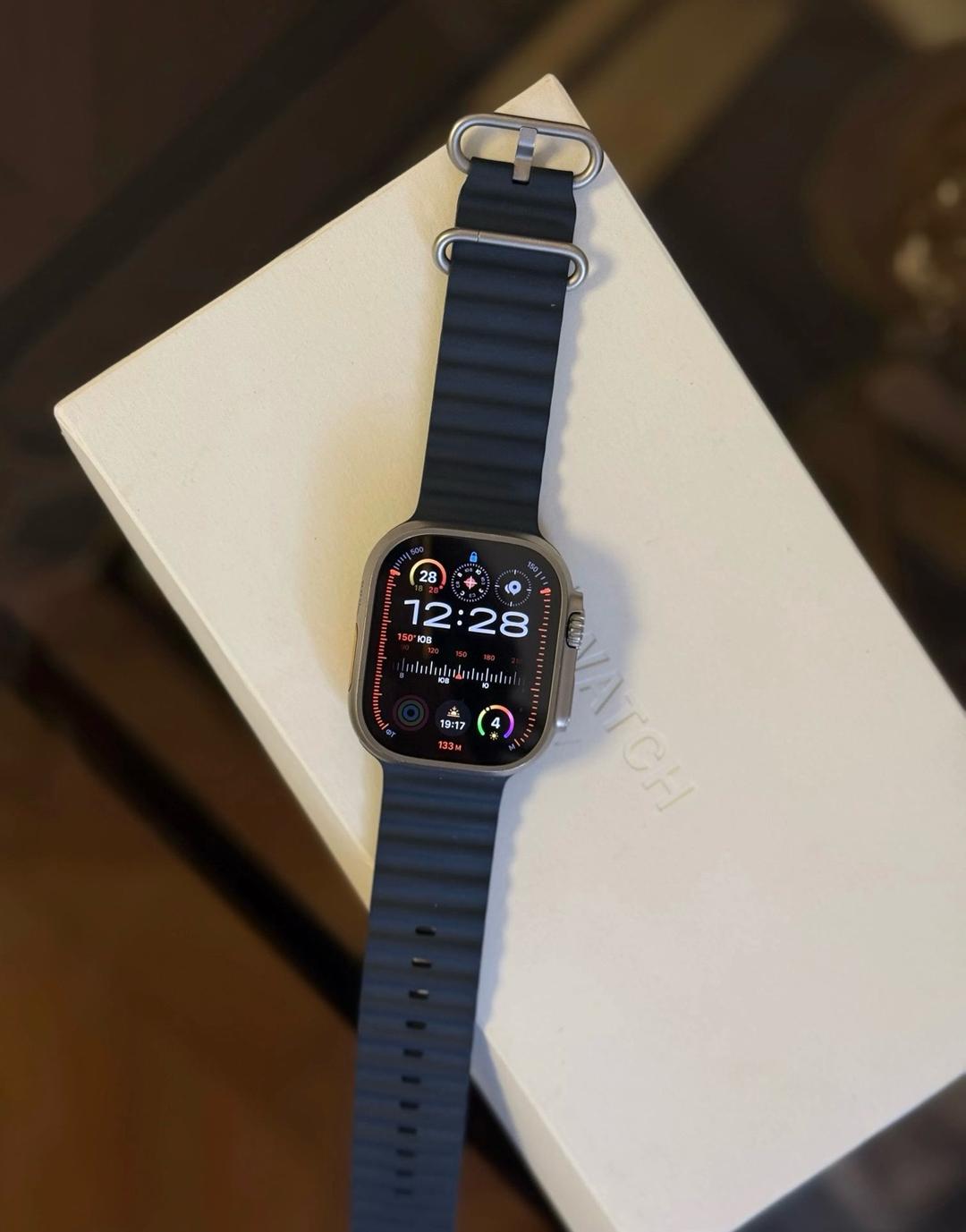 Apple Apple Watch Ultra 49mm Titanium — фото 2