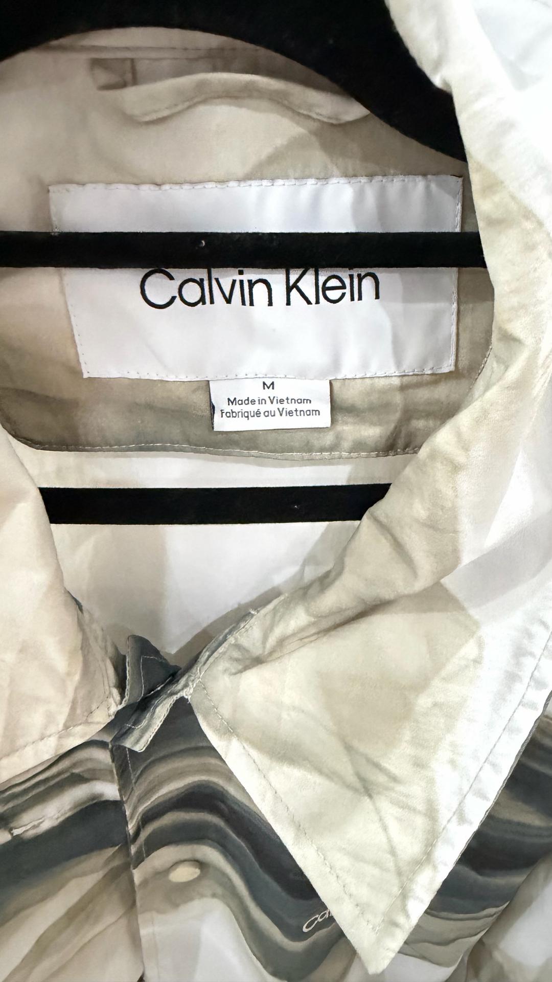 Calvin Klein Легкая мужская ветровка Calvin Klein — фото 2