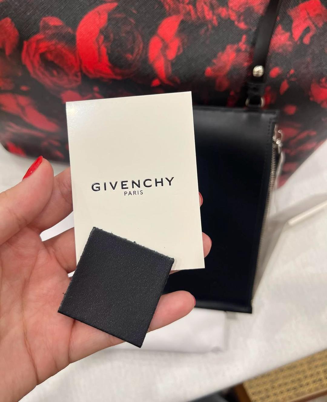 Givenchy Сумка Givenchy Antigona Shopping — фото 2
