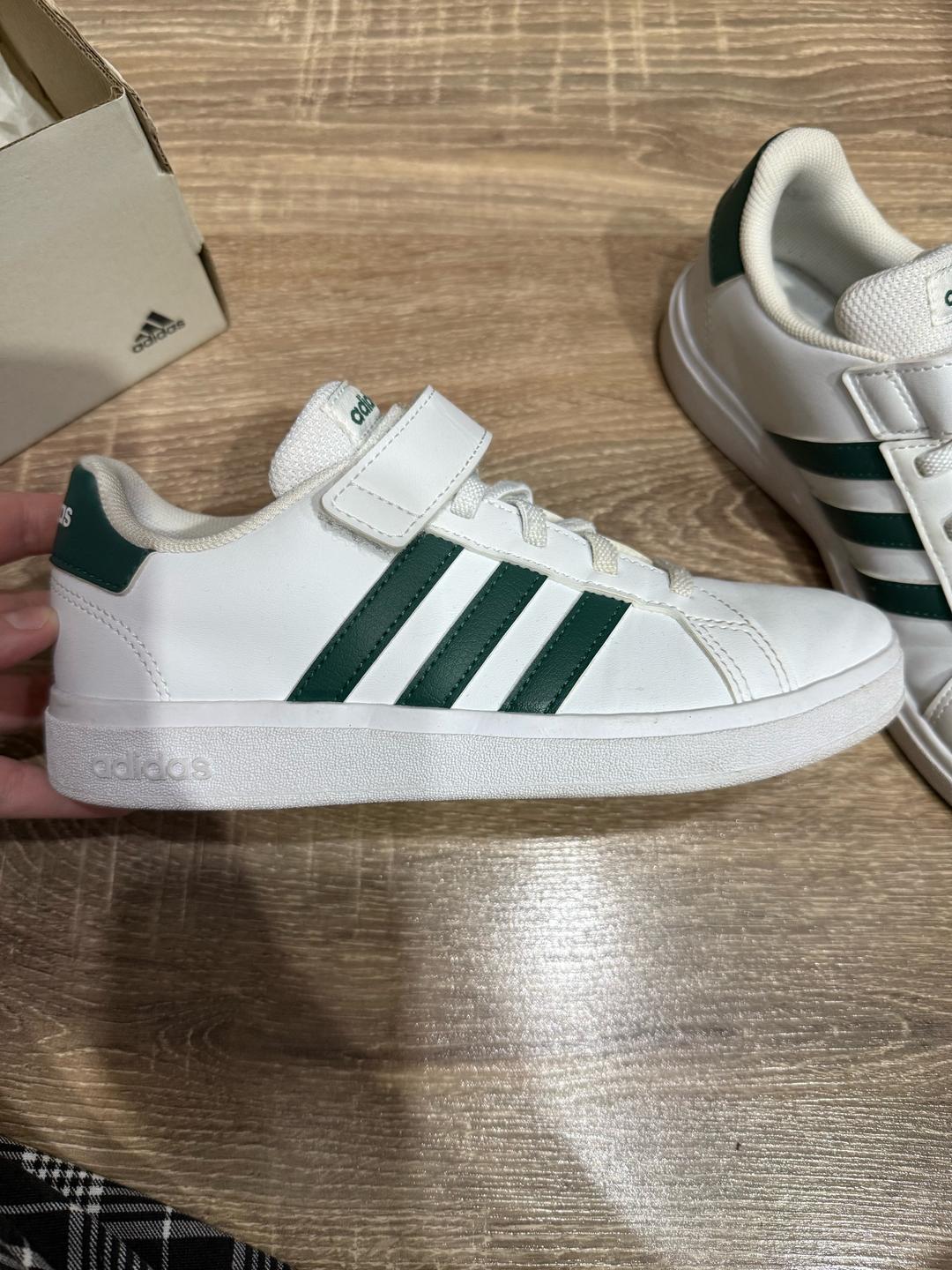 Adidas Продам детские кеды Adidas — фото 2