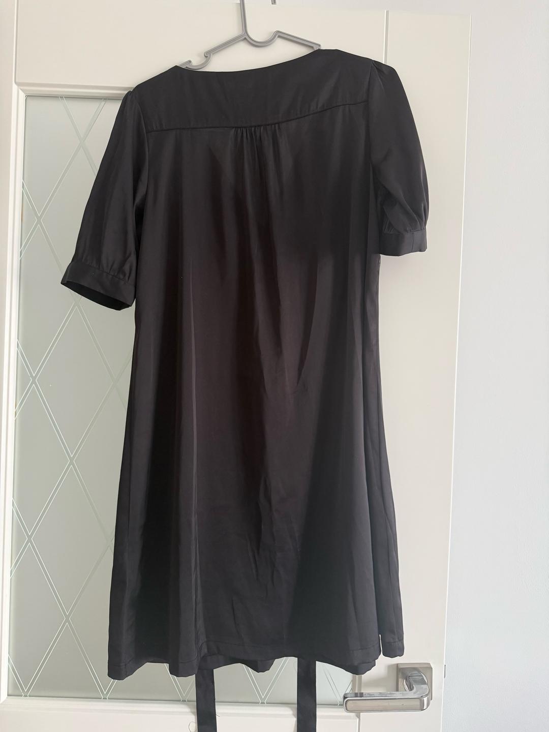 H&M Атласное платье — фото 2