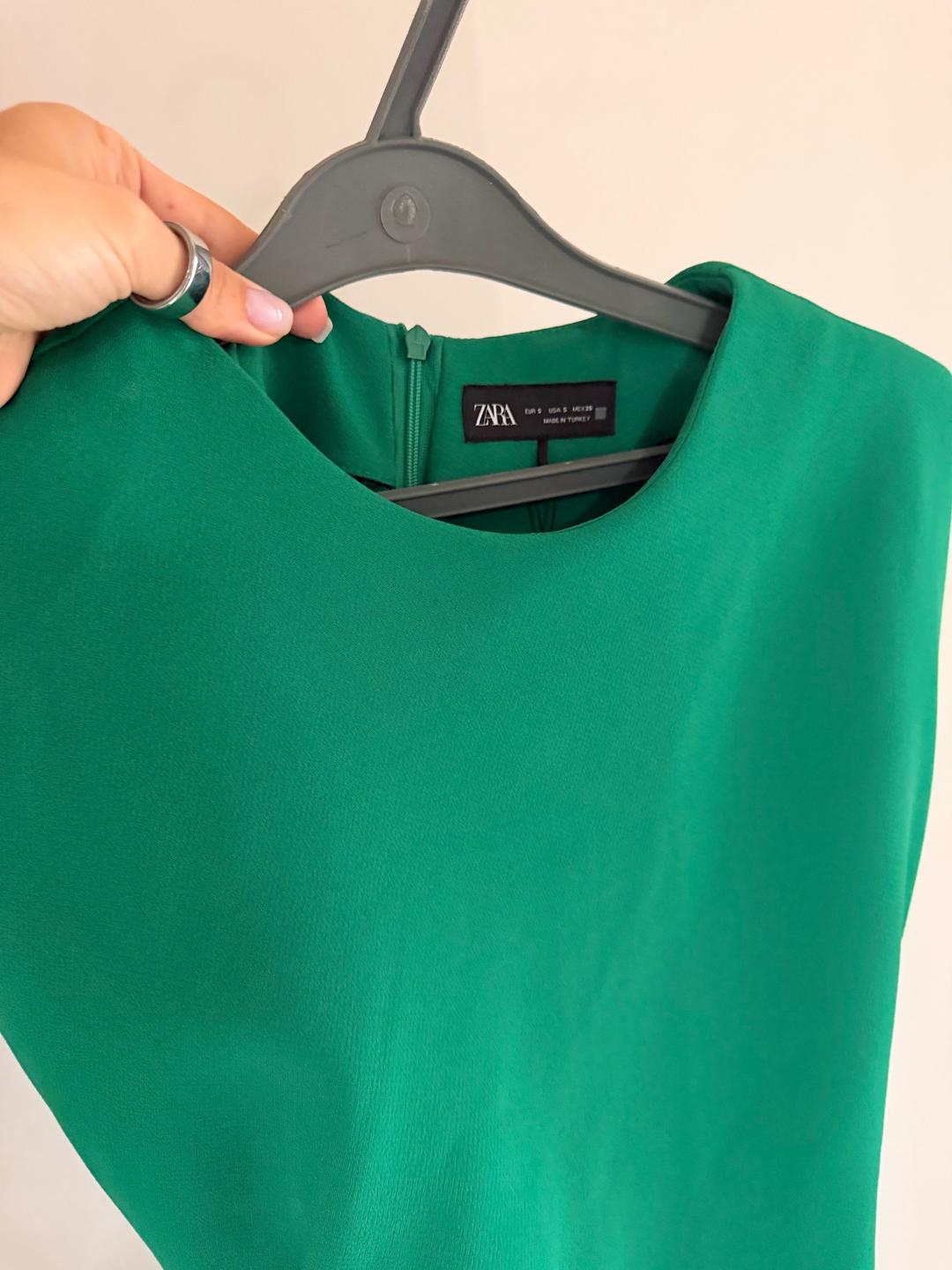Zara Зеленое платье по фигуре — фото 2