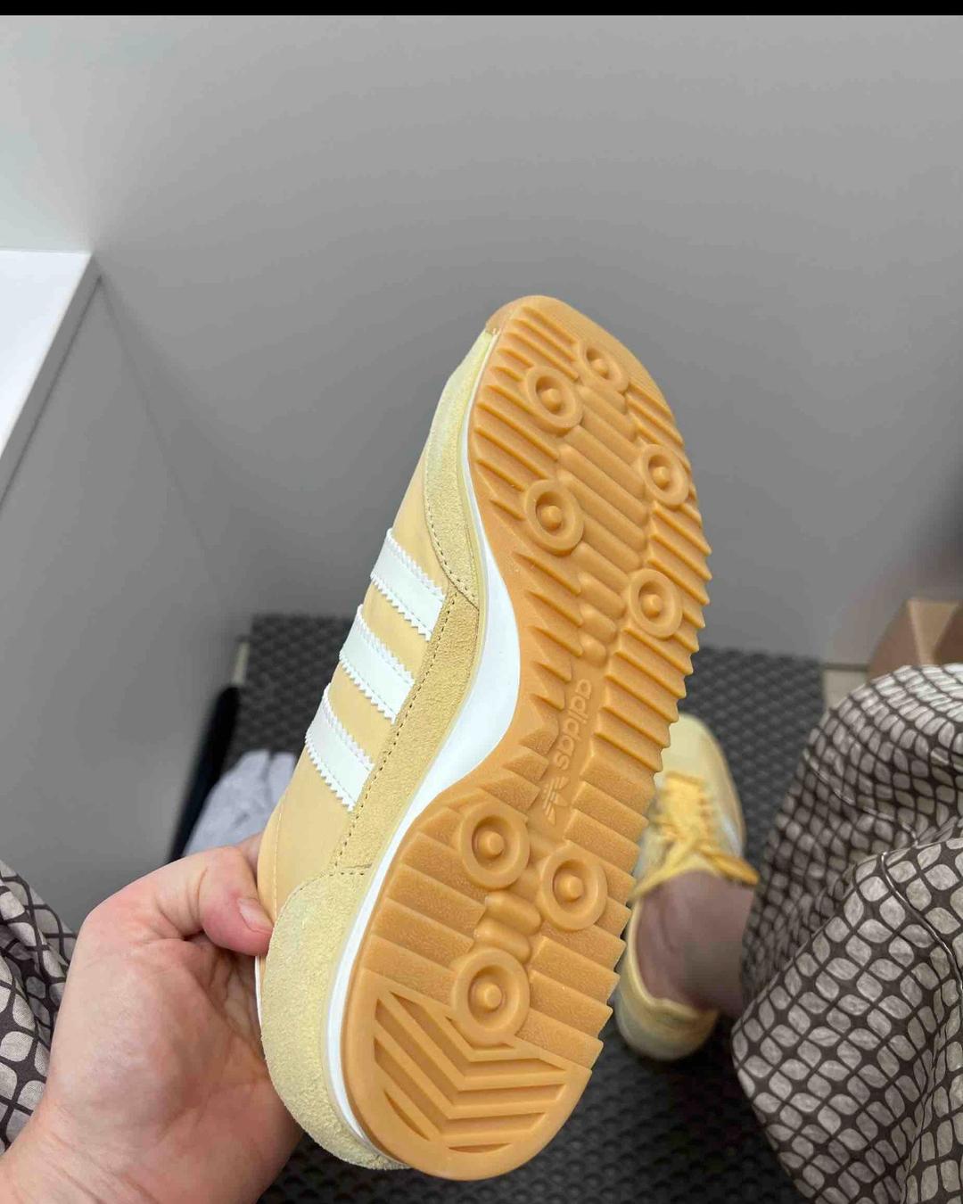 Adidas Кроссовки adidas — фото 2