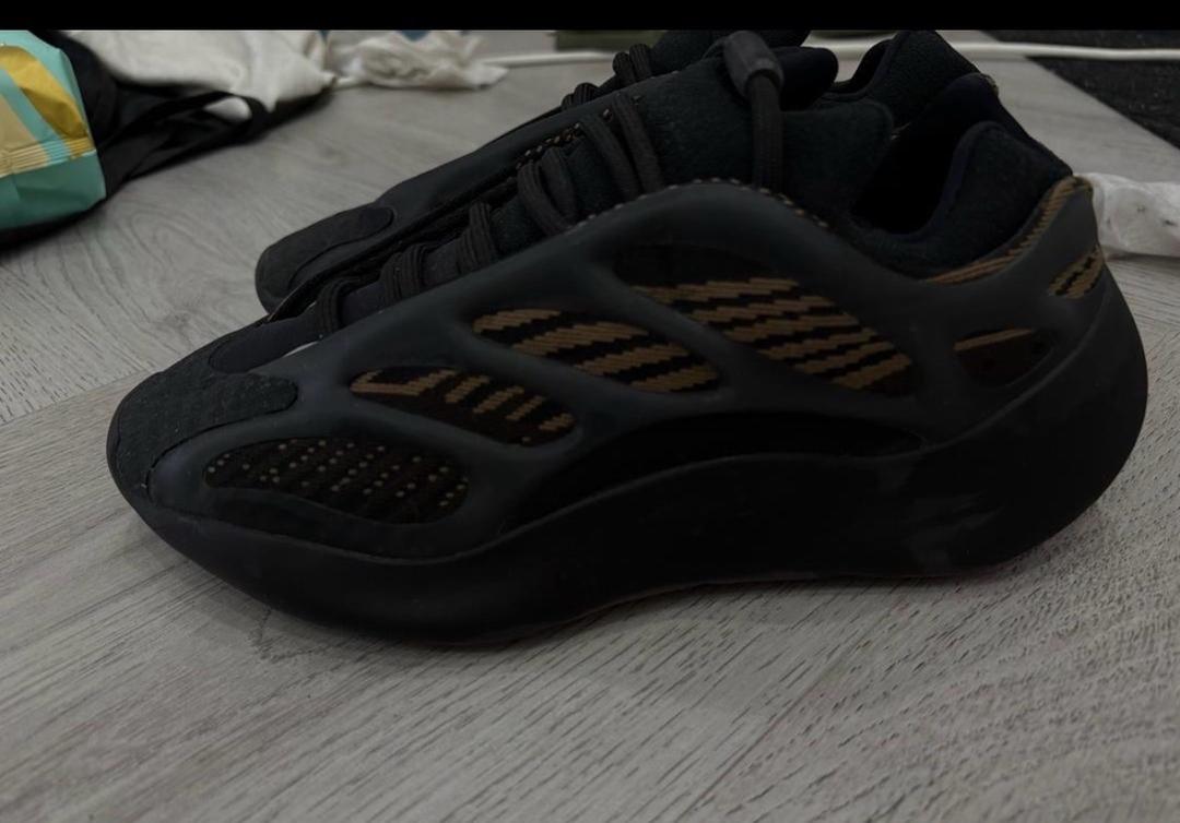 Adidas Продам кроссовки adidas  yezzy — фото 2
