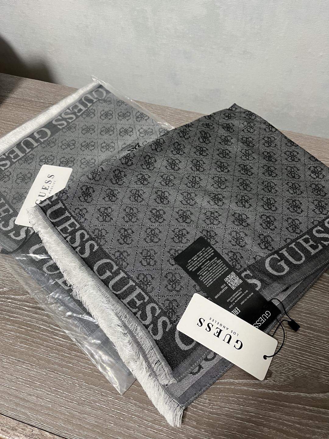 GUESS Продам палантин Guess — фото 2