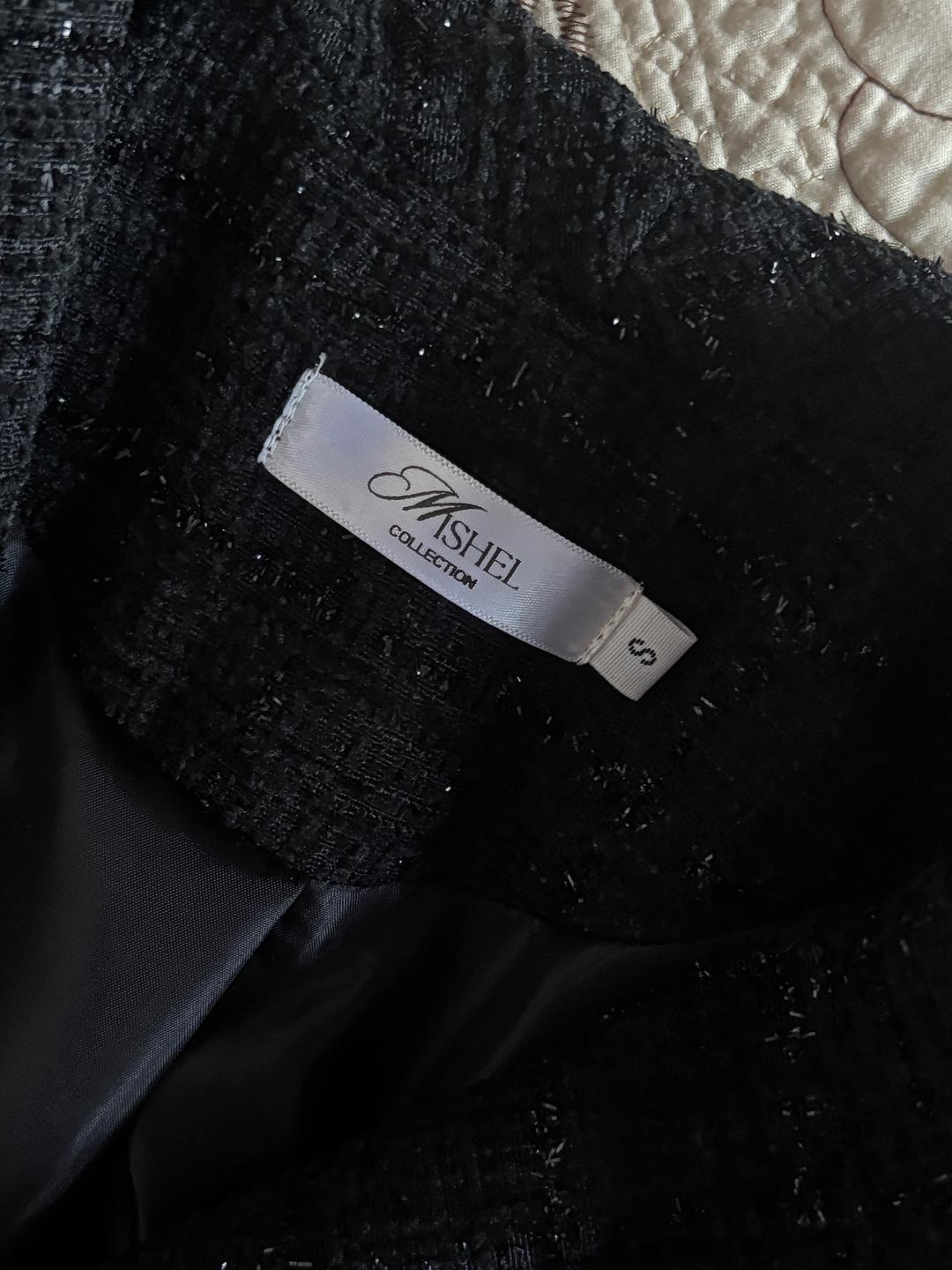 Нет бренда Твидовое платье-жакет в стиле Chanel с сияющими пуговицами — фото 2