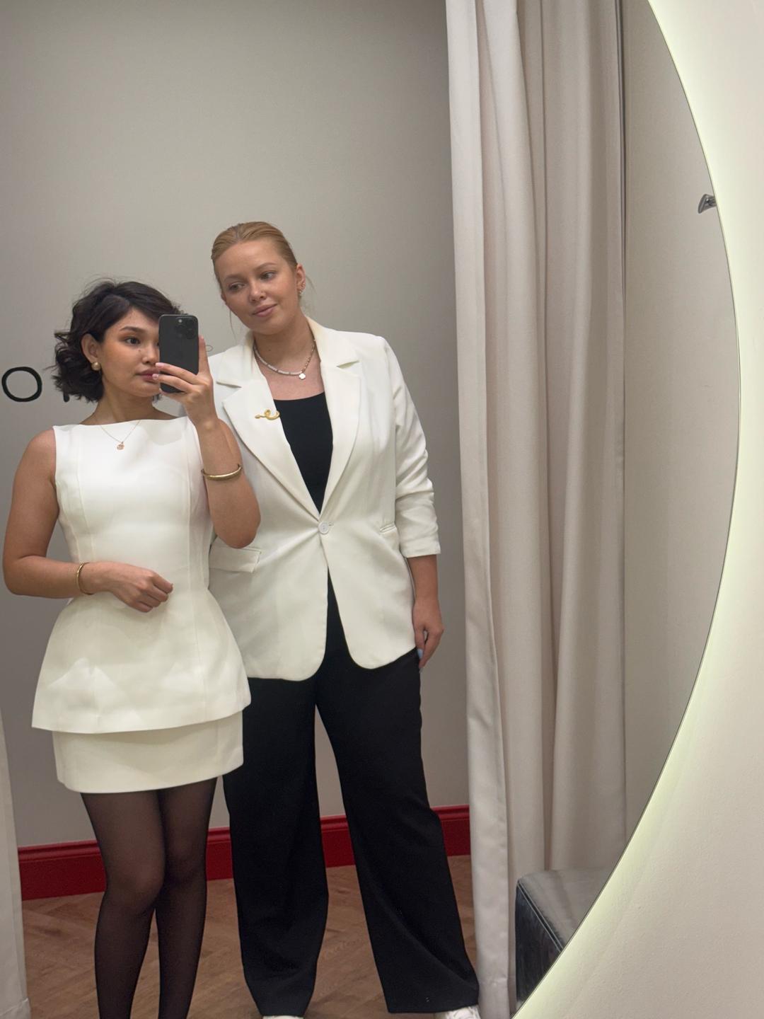 Lime Продам красивый костюм из плотного материала. Носила 1 раз, оооочень красивый — фото 2