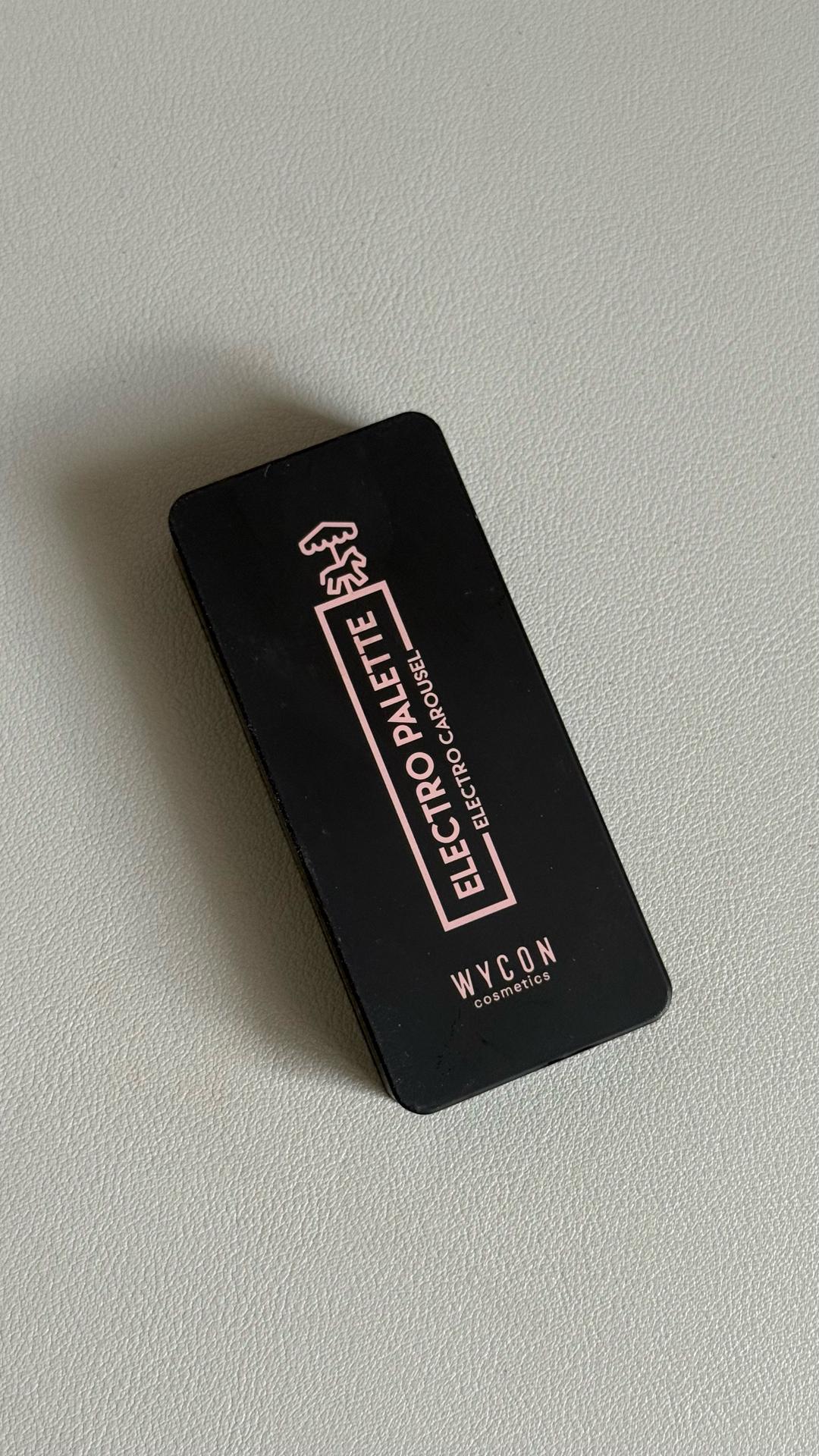 Wycon Cosmetics Палетка теней Wycon Cosmetics Electro Carousel Palette 05 Fire-Eater — фото 2