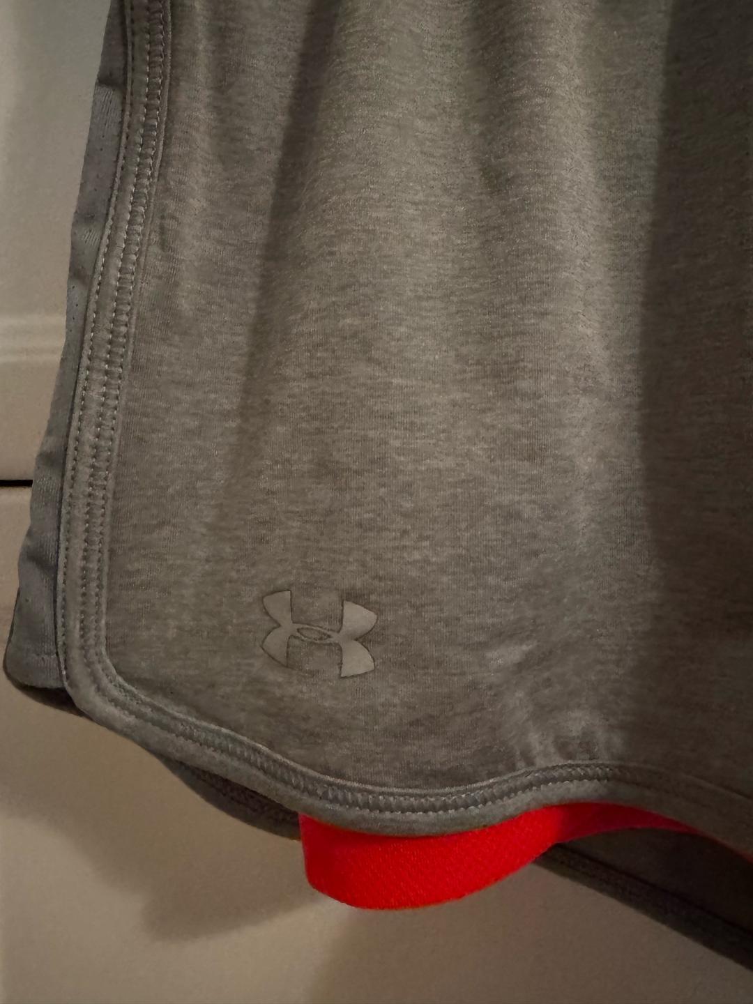 Under Armour Спортивные шорты Under Armour — фото 2