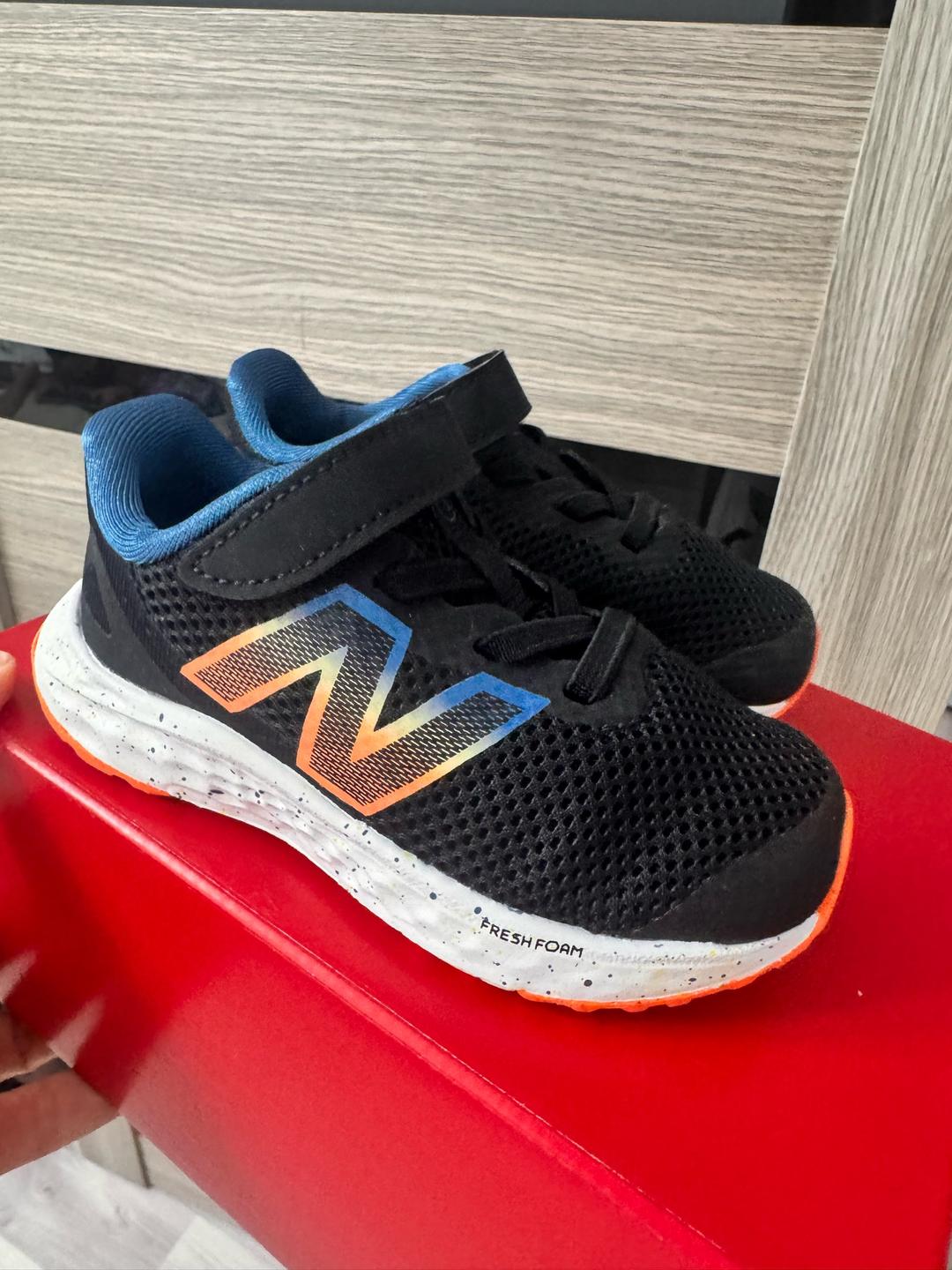 New Balance Кроссовки New Balance детские 23.5-24 размер — фото 2