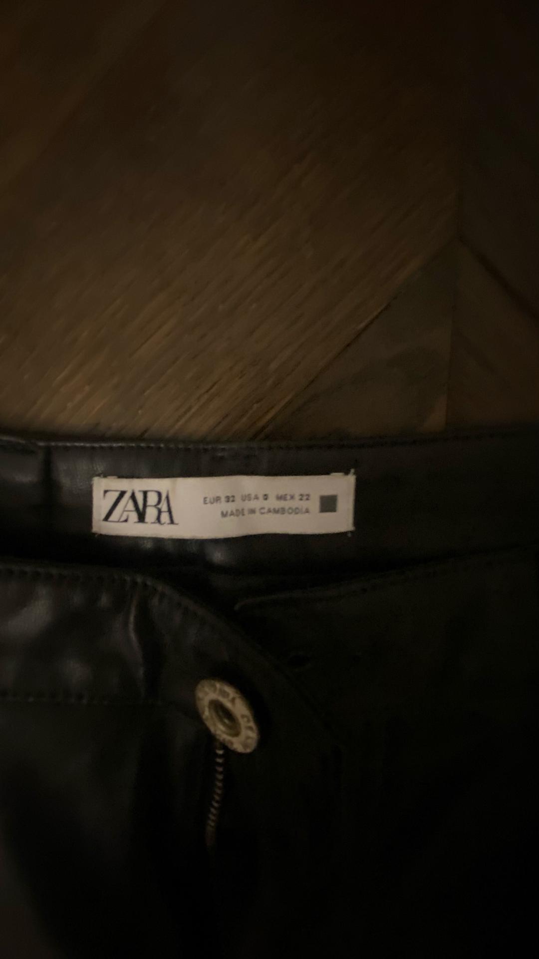 Zara Брюки ZARA из экокожи — фото 2