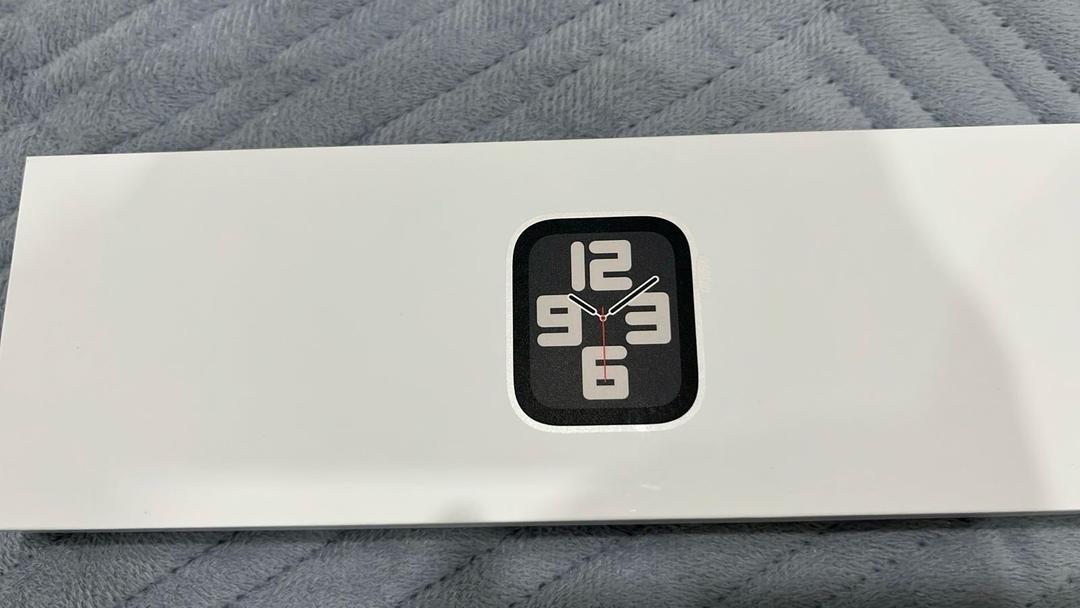 Apple Apple Watch SE 2 GPS 40мм — фото 2