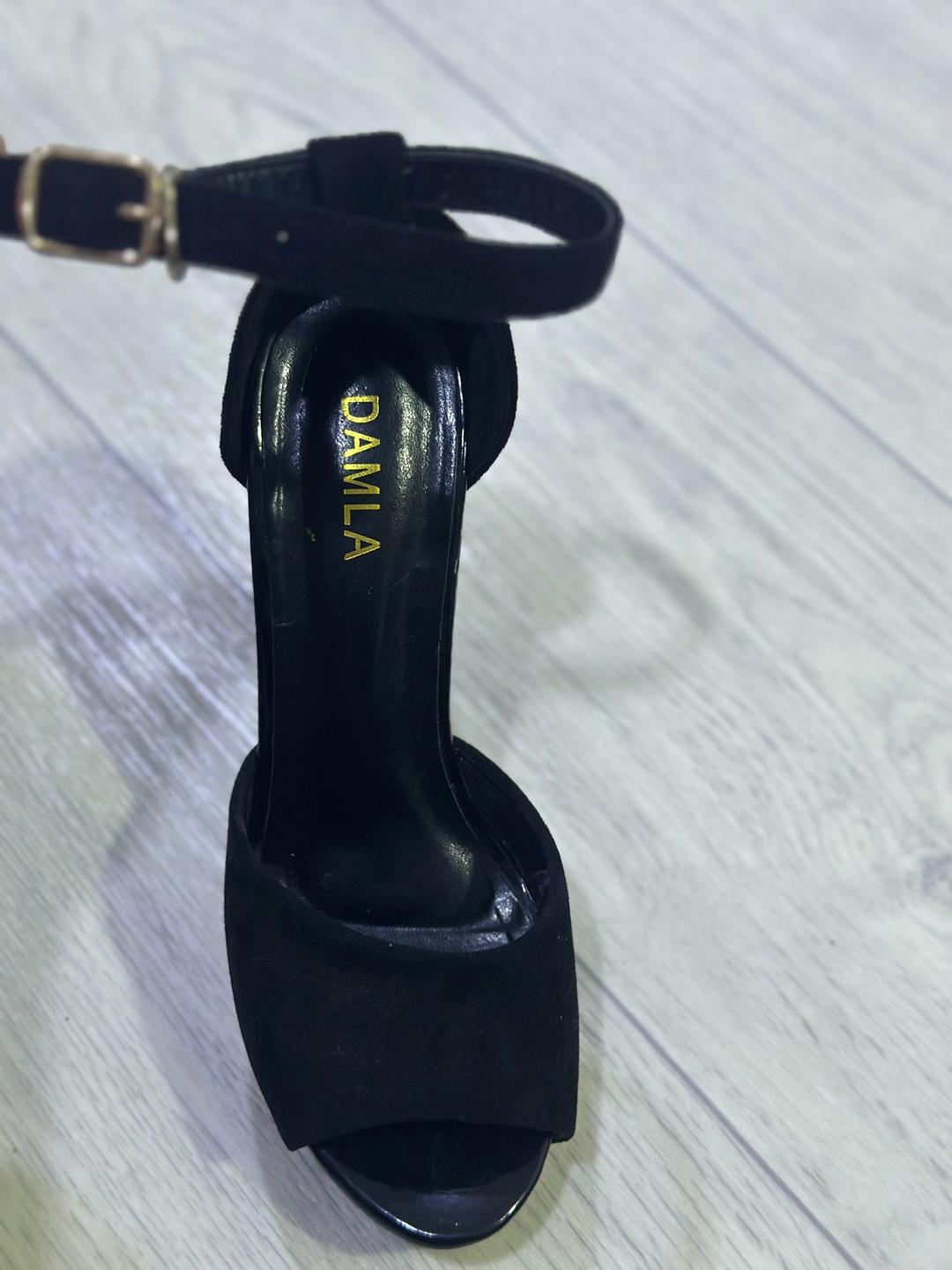 damla Чёрные босоножки на высоком устойчивом каблуке и платформе — фото 2