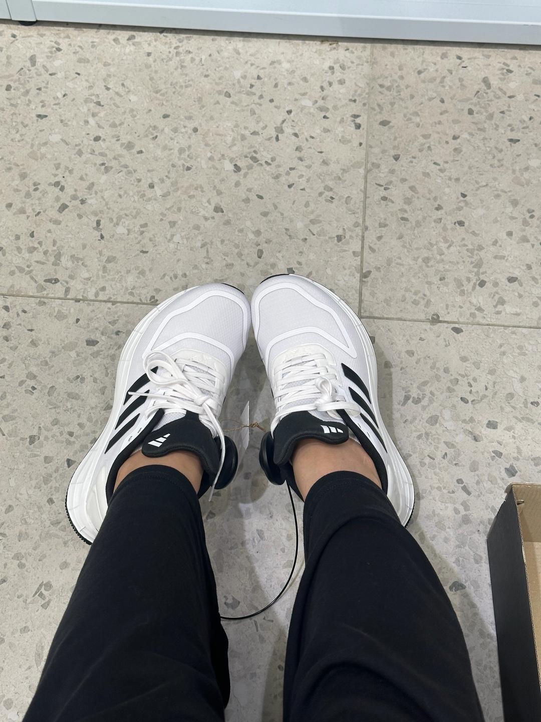 Adidas Кроссовки — фото 2
