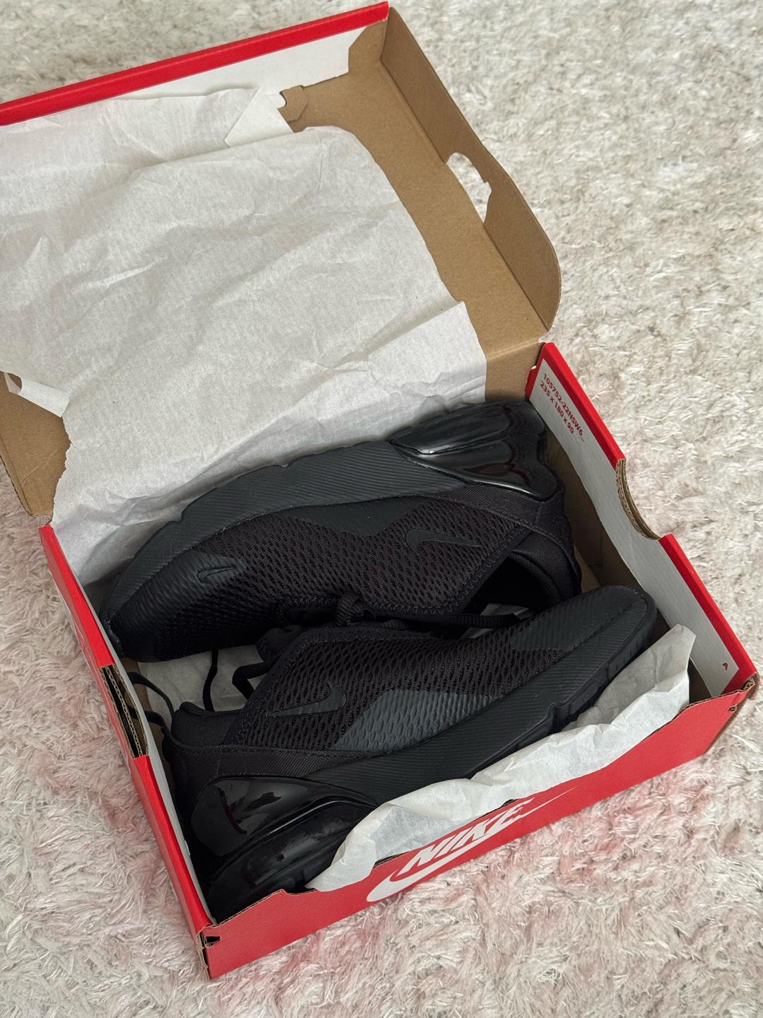 Nike Детские кроссовки Nike Air Max 270 — фото 2