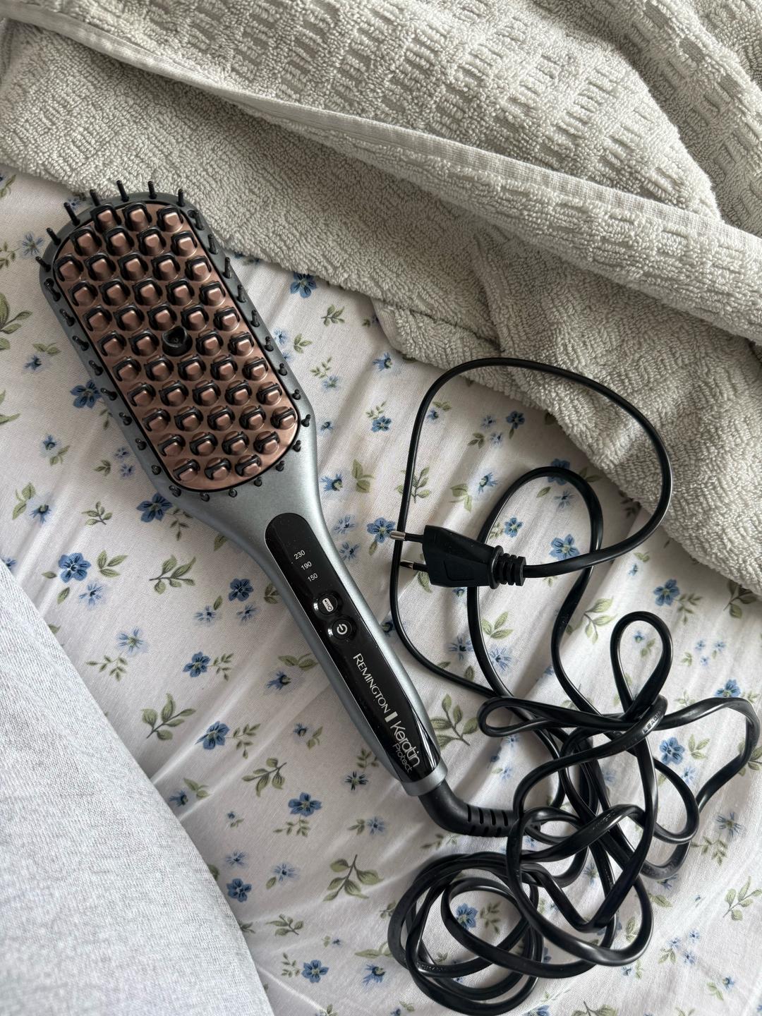 Remington Выпрямляющая расческа Remington Keratin Protect — фото 2