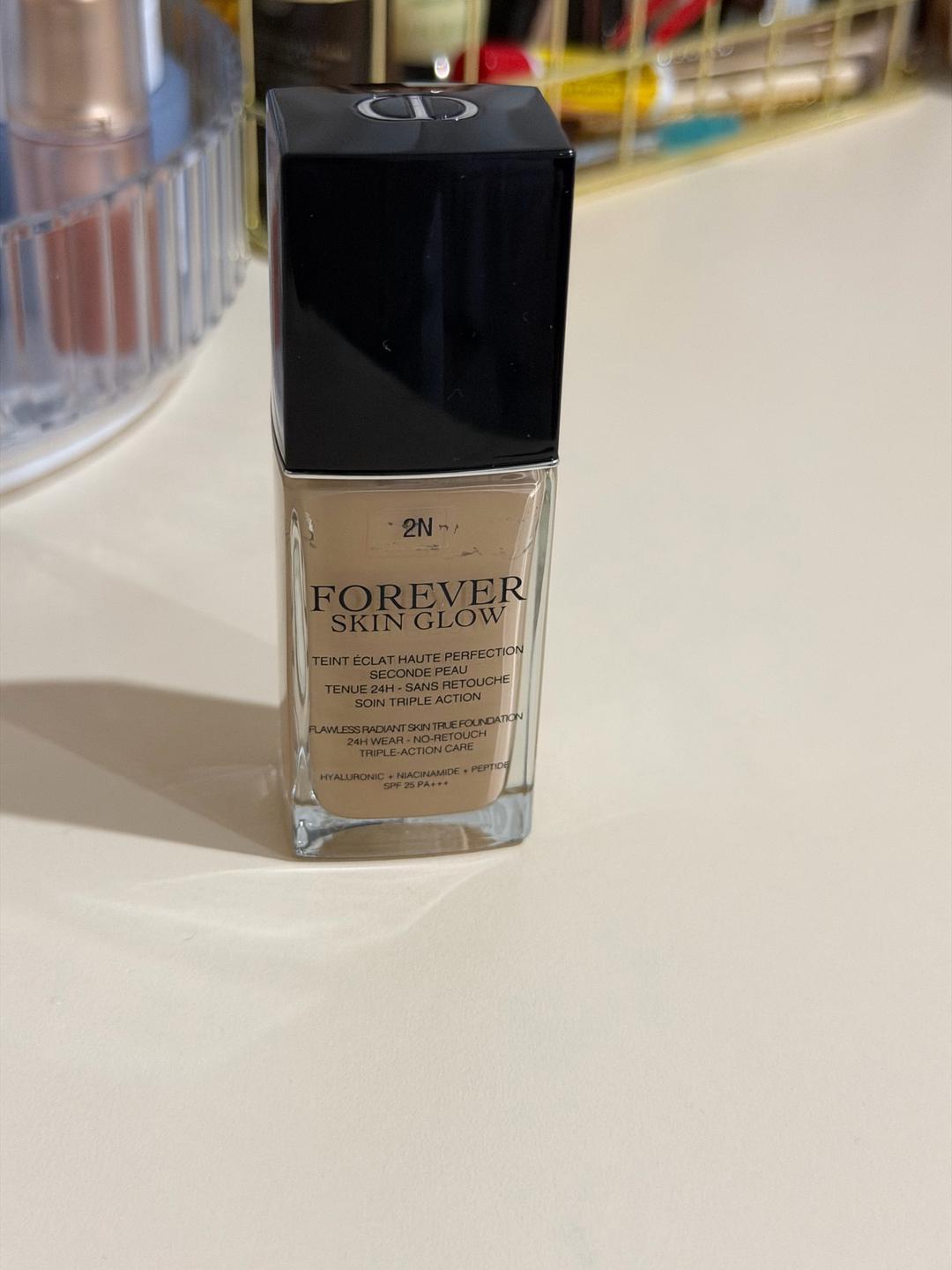 Dior Тональный крем Dior Forever Skin Glow — фото 2