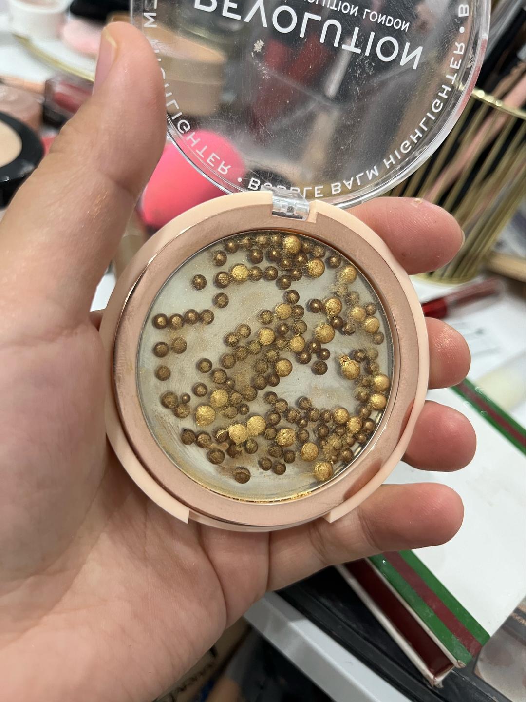 MakeUp Revolution Хайлайтер Makeup Revolution Bubble Balm — фото 2