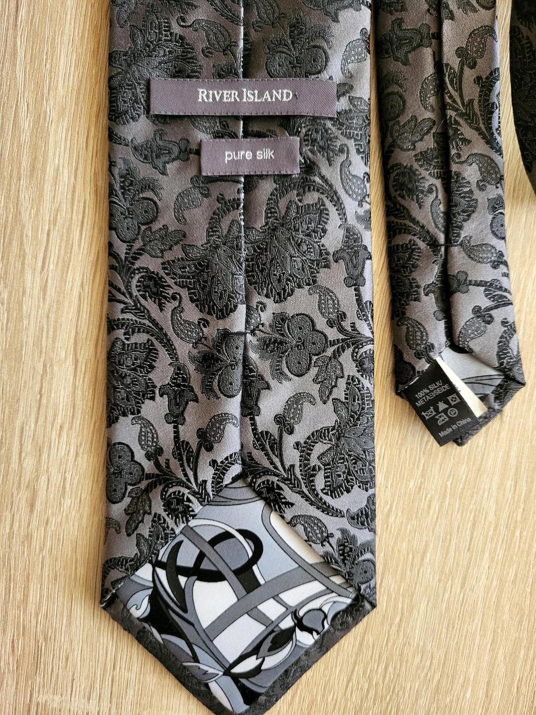 River Island River  Island — фото 2