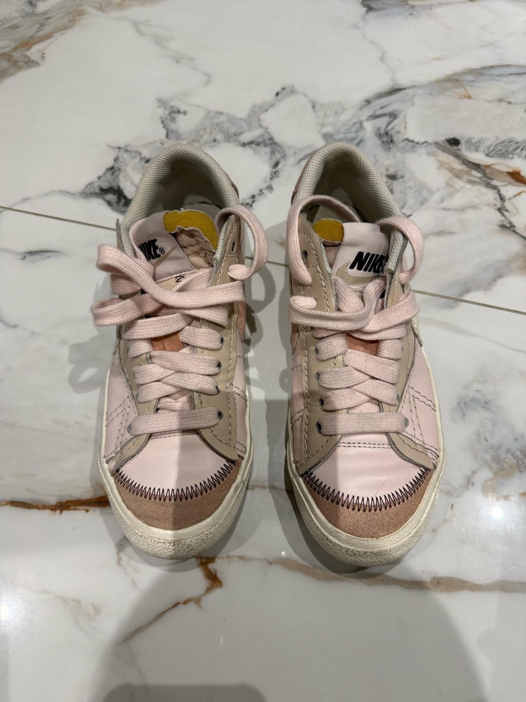 Nike Розовые кеды Nike — фото 2