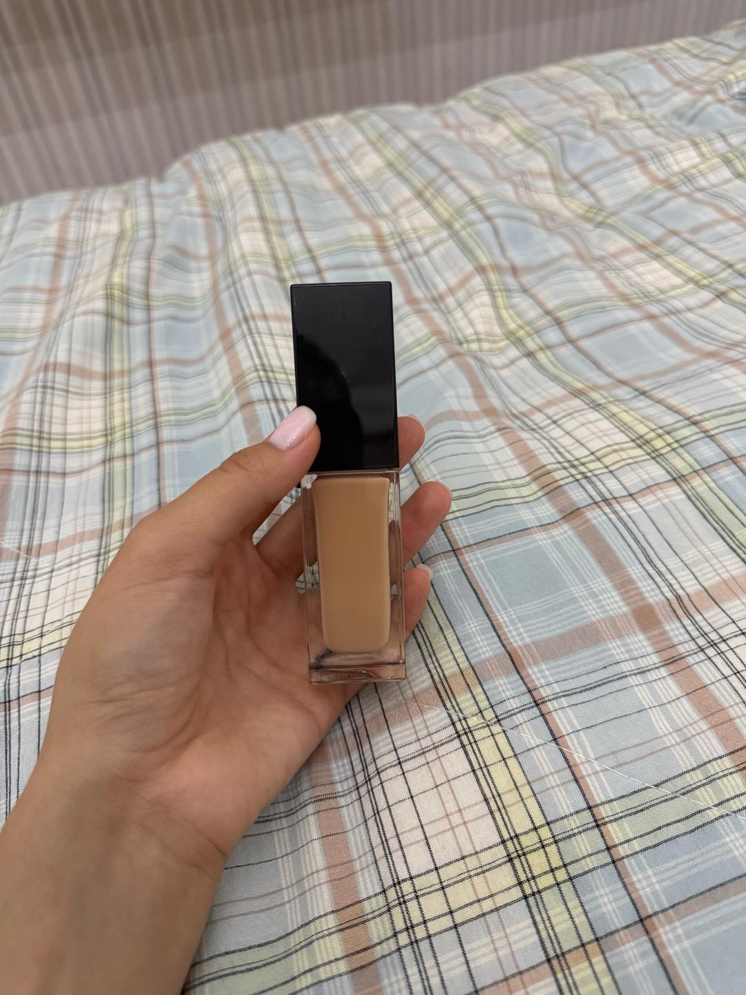 Givenchy Тональный крем Givenchy Prisme Libre Glow Serum Foundation 3N — фото 2