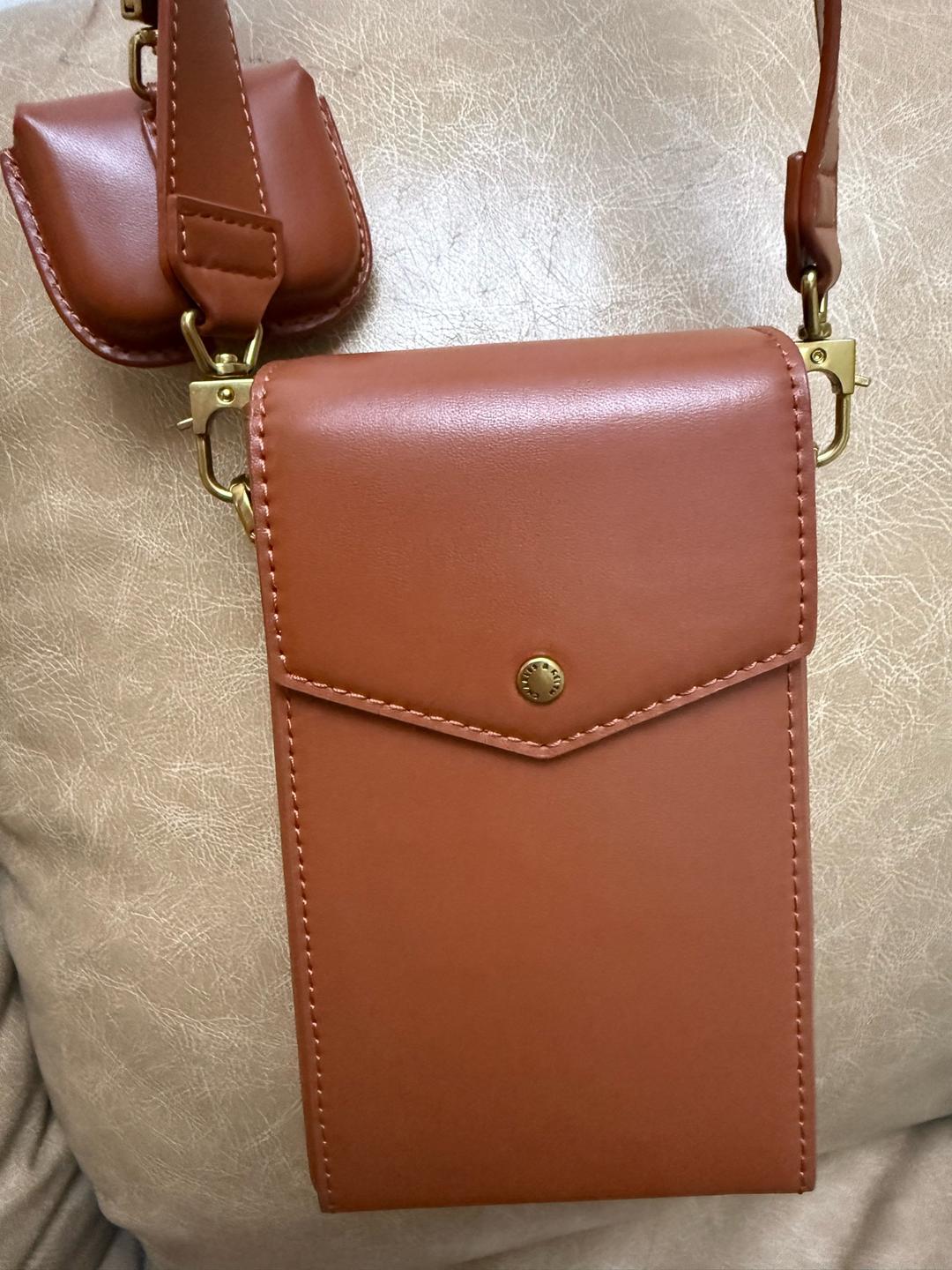 Charles & Keith Сумка Charles & Keith для телефона с чехлом — фото 2