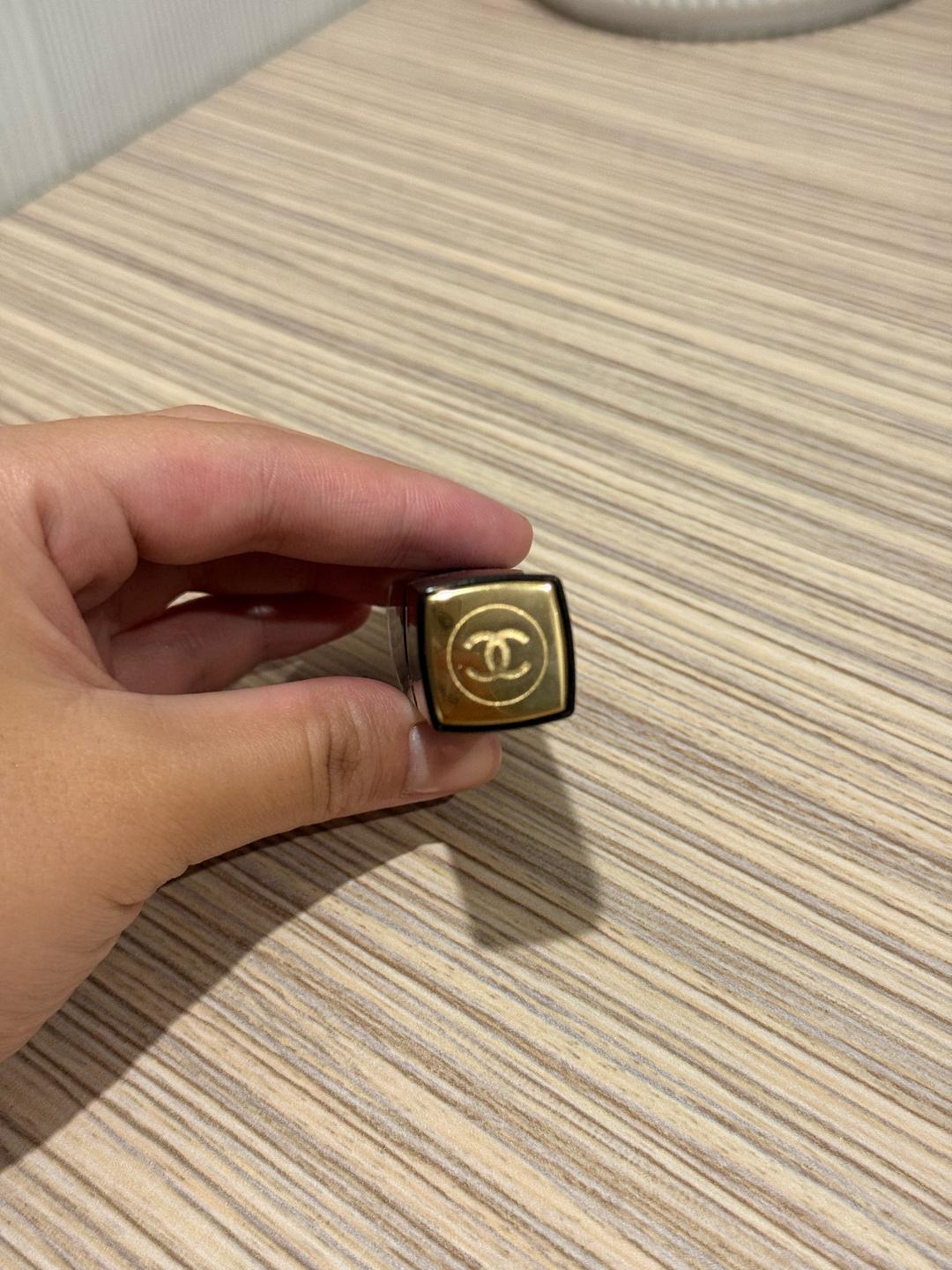 Chanel Помада Chanel Rouge Allure Laque 74 Expérimenté — фото 2