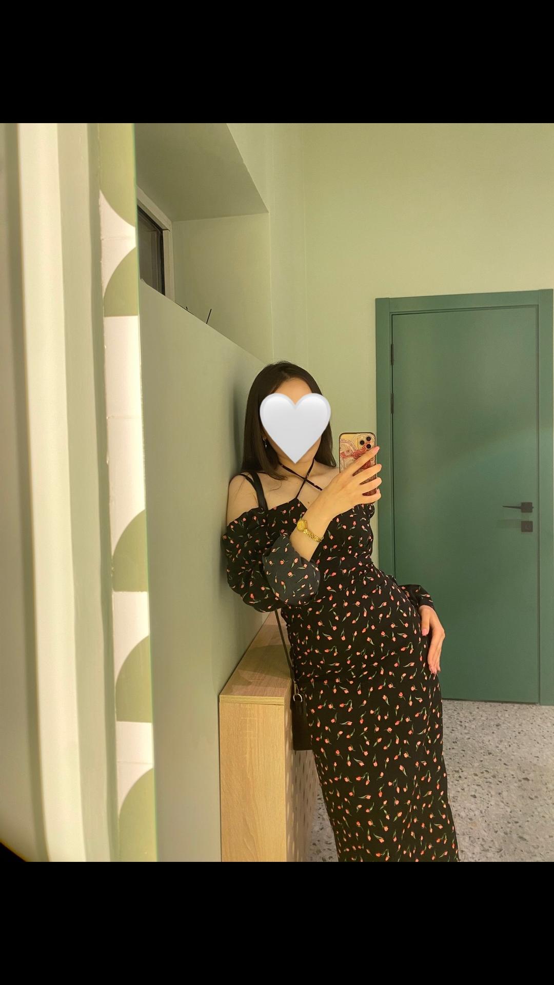 COCO wear Платье с открытыми плечами и цветочным принтом — фото 2