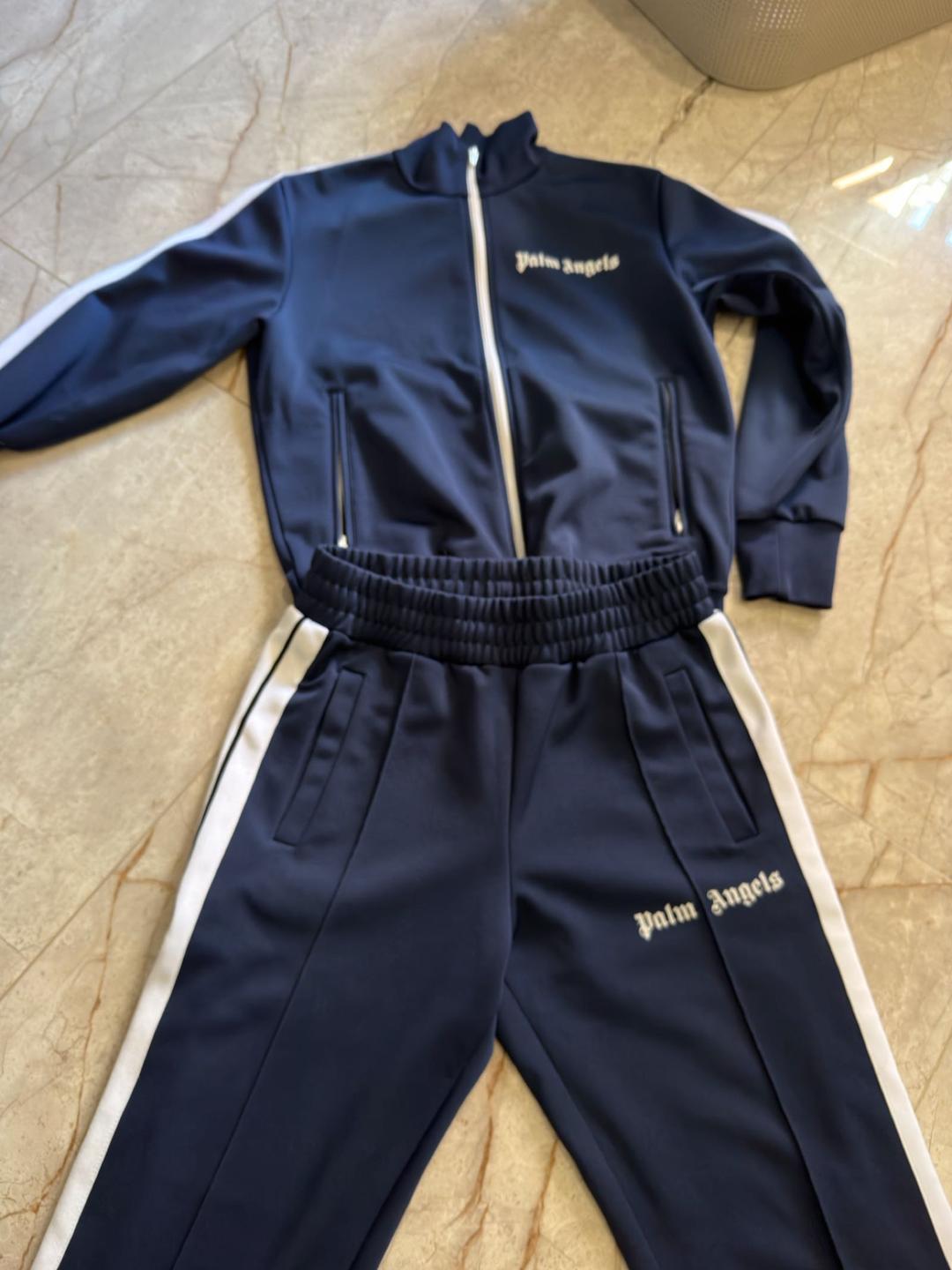 PALM ANGELS Спортивный костюм Palm Angels, стоиость бутике значительно выше — фото 2