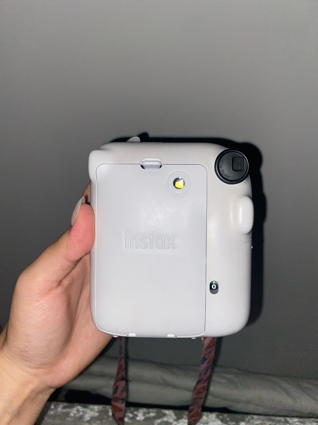 Fujifilm Фотоаппарат Fujifilm Instax Mini 12 — фото 2