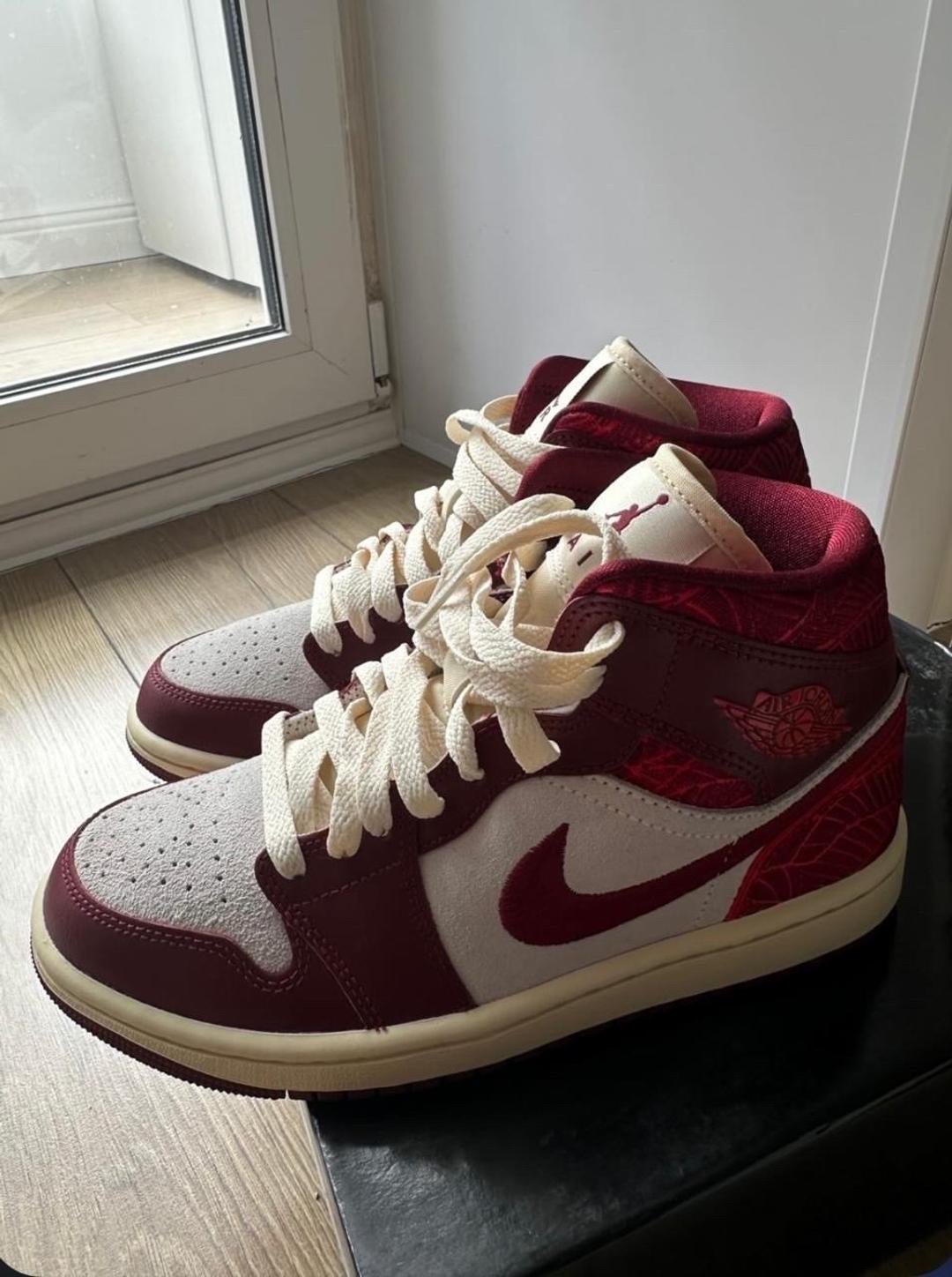 Jordan Кроссовки Air Jordan 1 Mid SE — фото 2