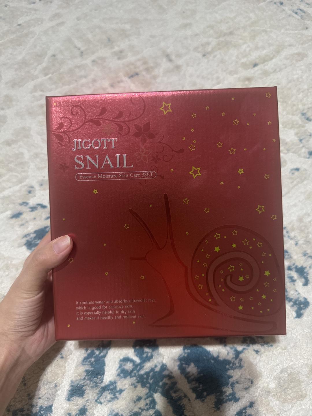 Jigott Набор для ухода за лицом JIGOTT Snail Essence Moisture Skin Care 3SET — фото 2