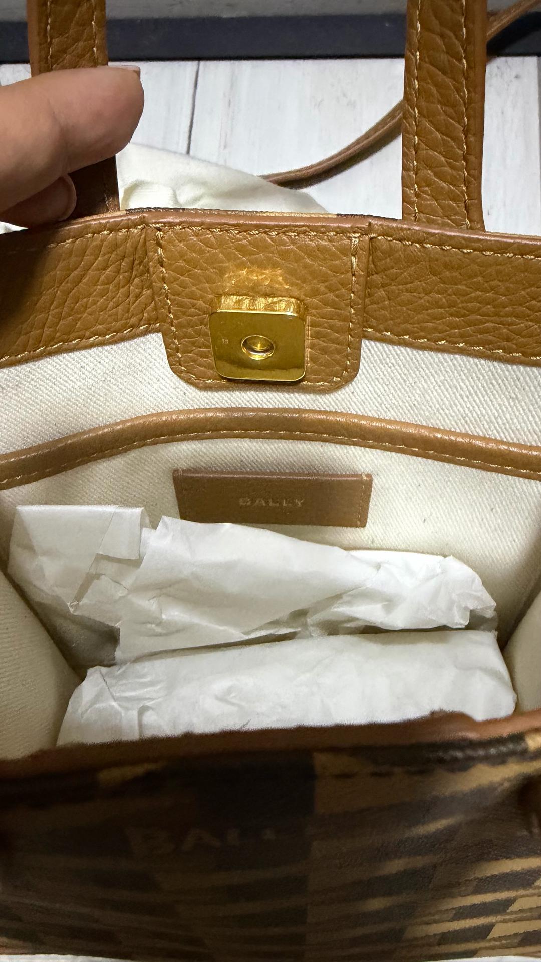 Bally Сумка стильная, абсолютно новая — фото 2