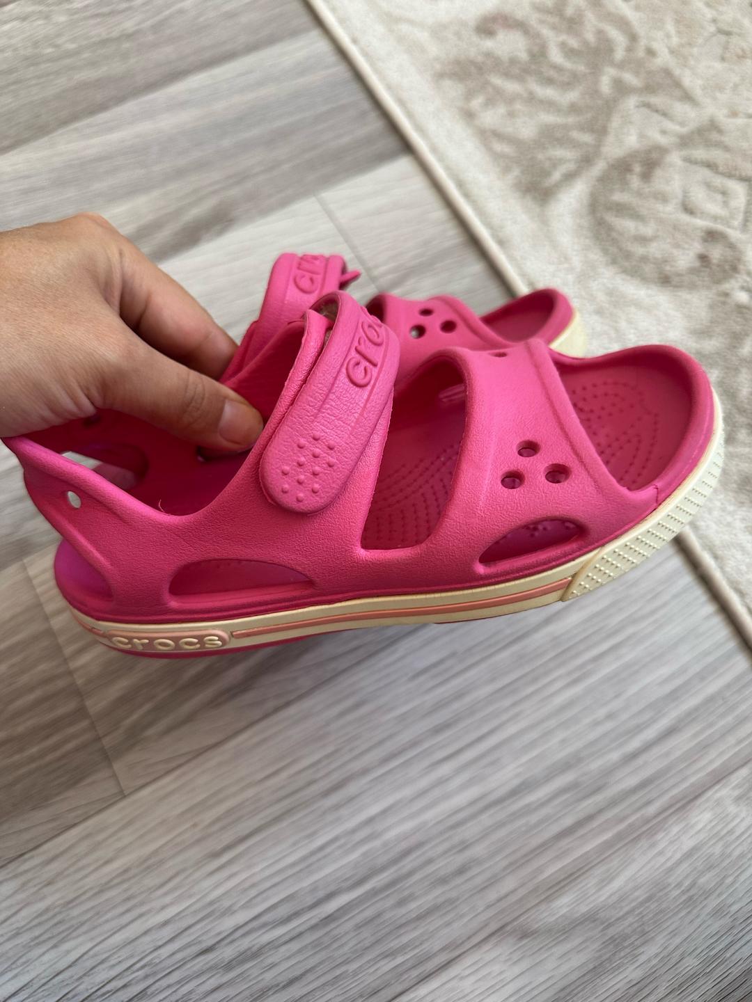 Crocs Сандали crocs на девочку — фото 2