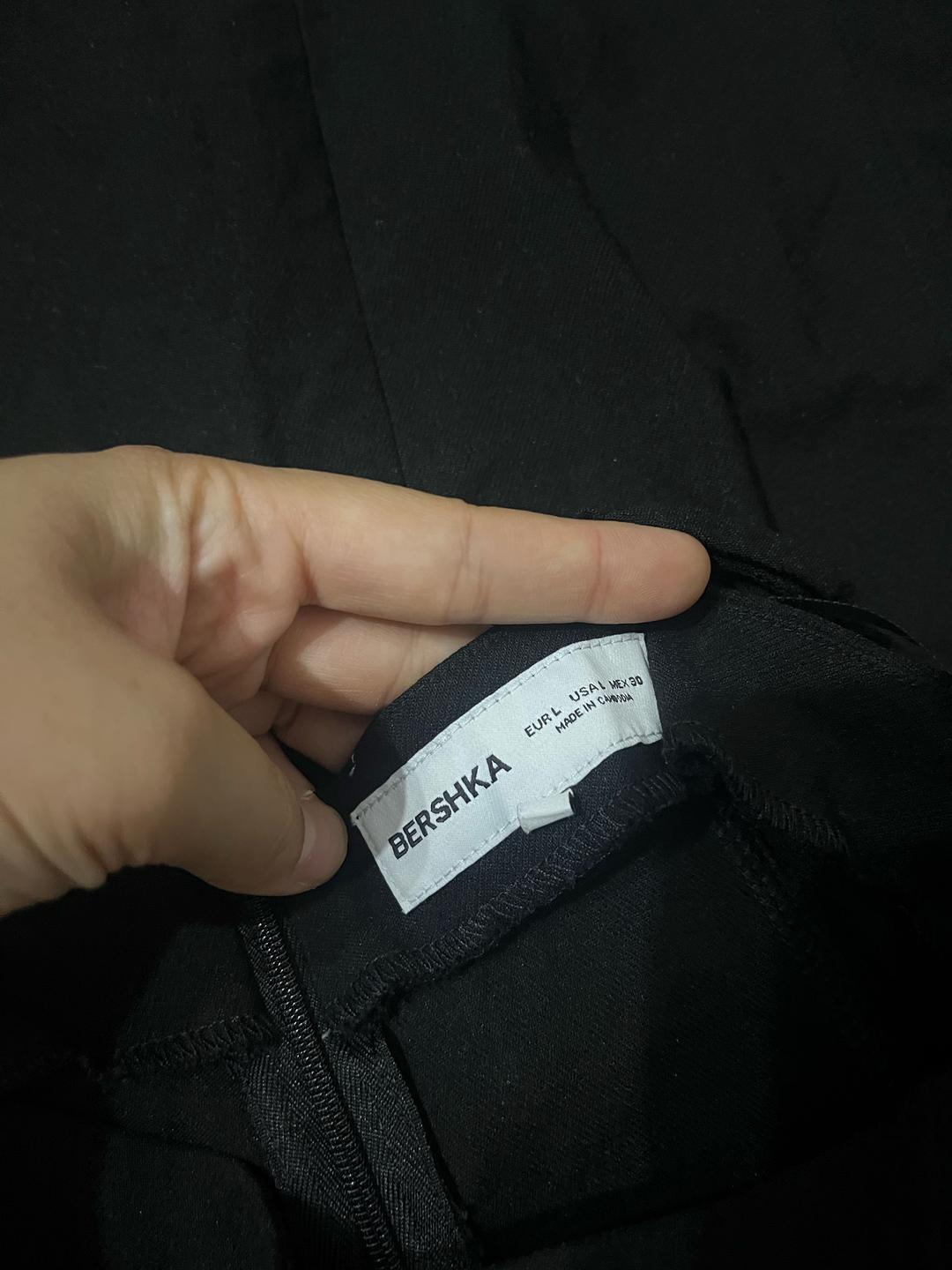 Bershka Черное мини платье — фото 2