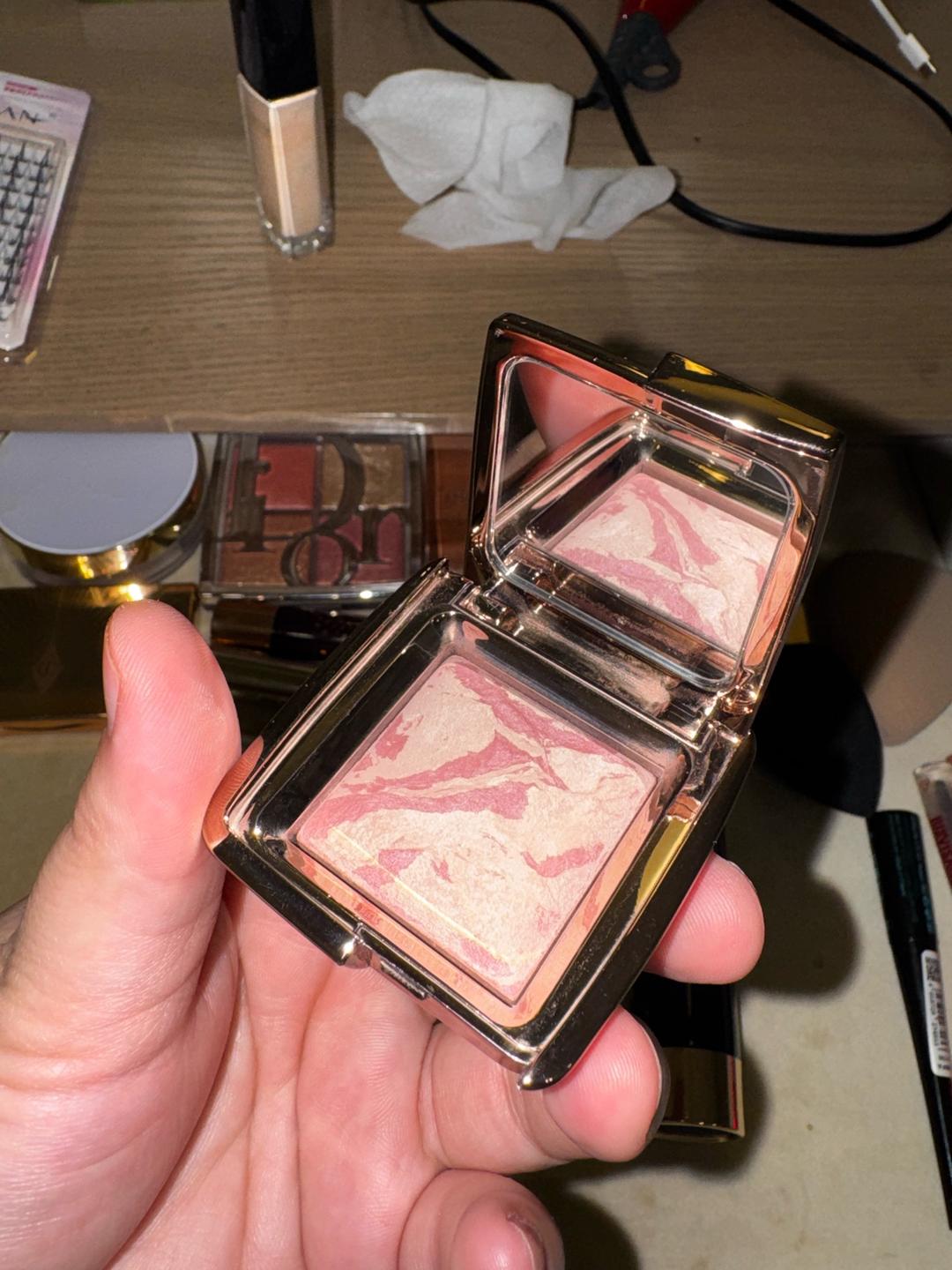 Hourglass Мини Румяна Hourglass Ambient Lighting Blush — фото 2