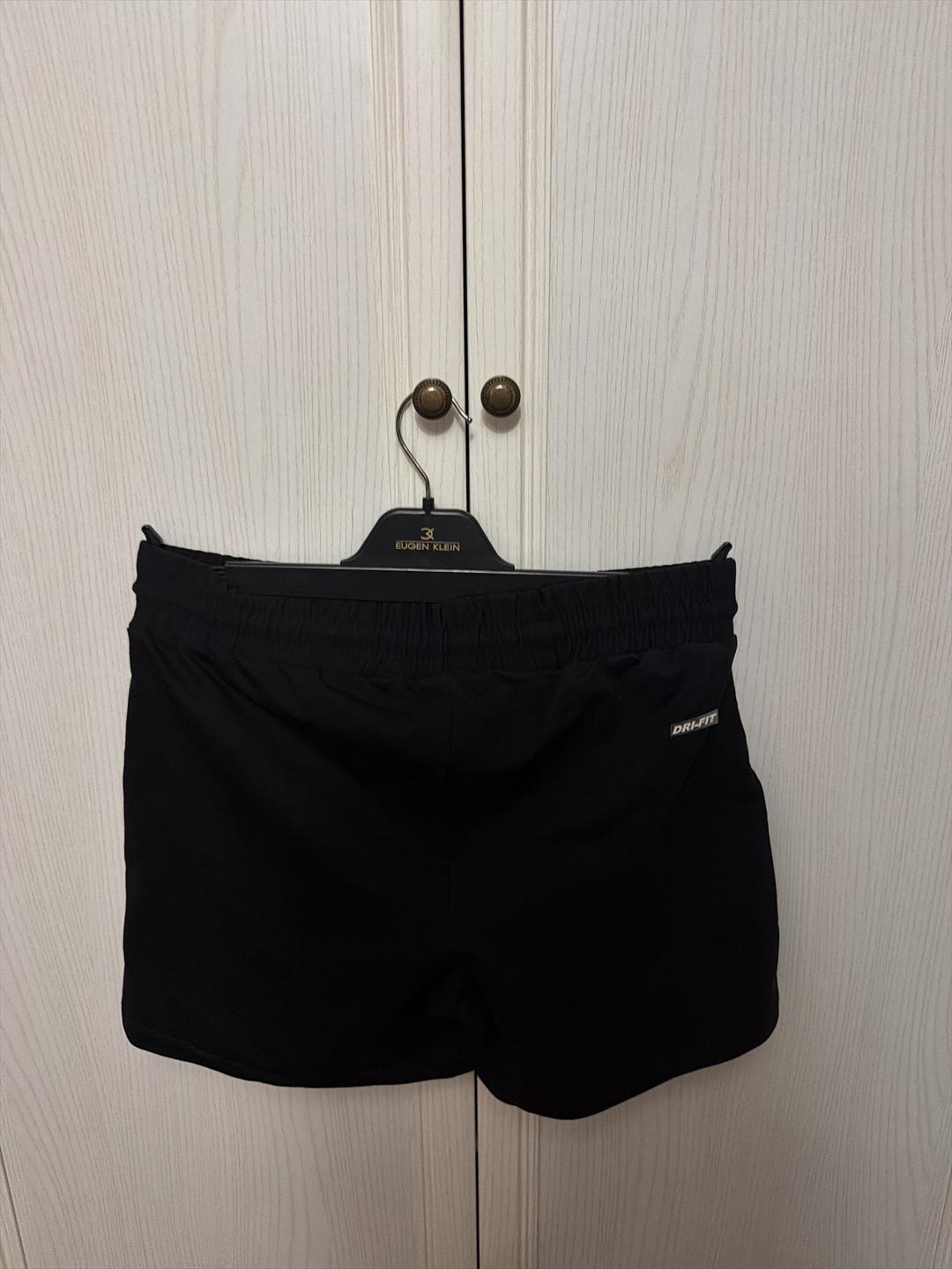 Nike Спортивные шорты Nike — фото 2