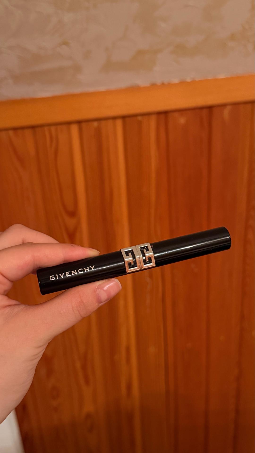 Givenchy Помада Givenchy Le Rouge Velvet Matte — фото 2