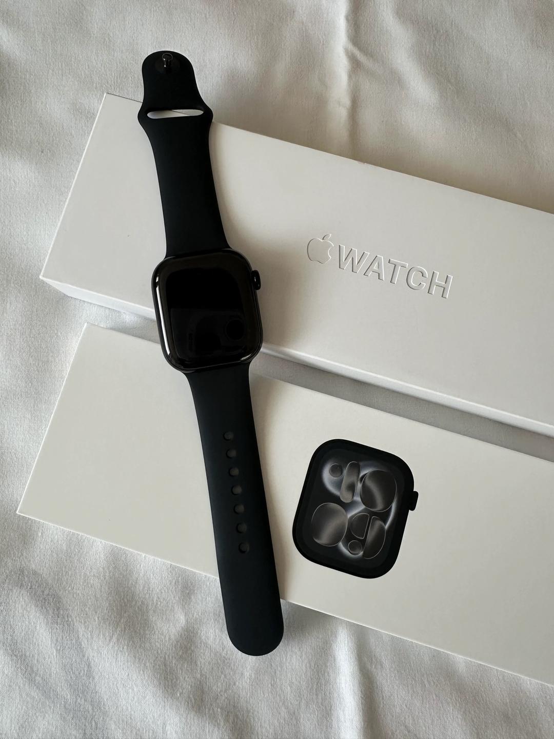 Apple Смарт-часы Apple Watch 7 — фото 2