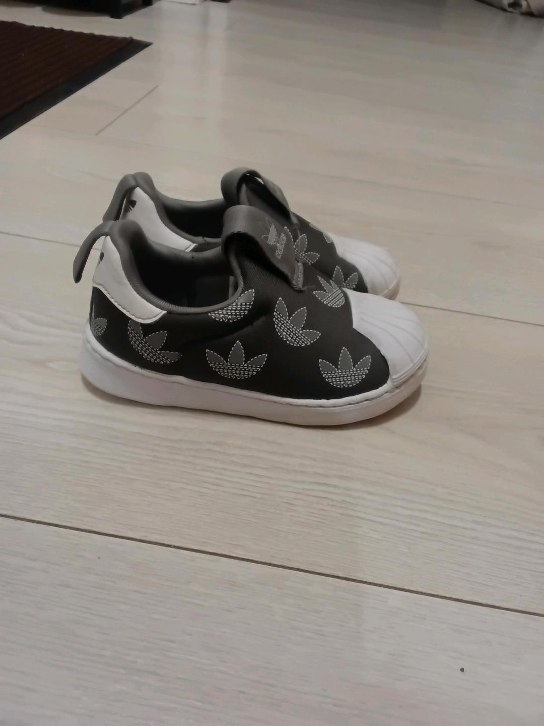Adidas Детские кеды Adidas — фото 2