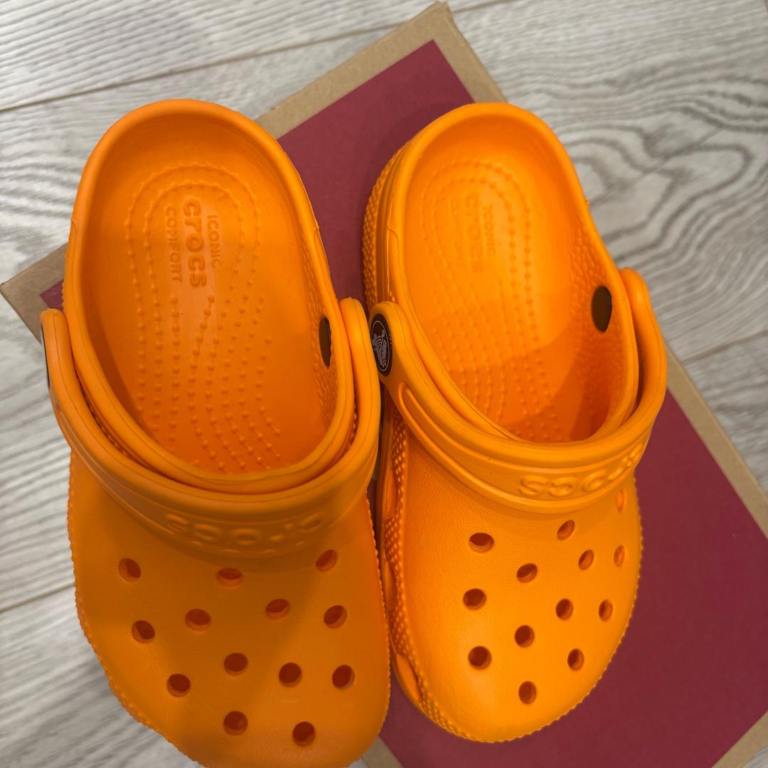Crocs Шлепанцы Crocs оранжевые — фото 2